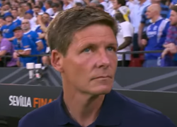 Glasner Oliver Trainer Eintracht Frankfurt Screenshot YouTube